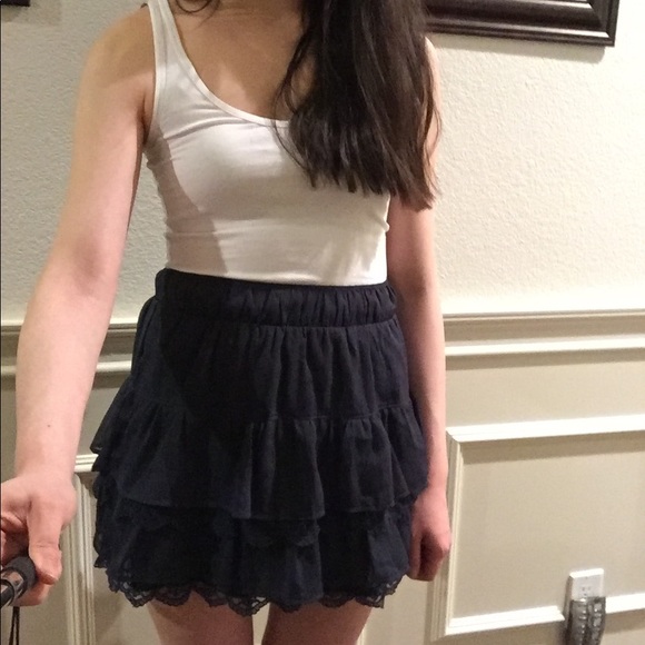 Hollister Dresses & Skirts - Hollister Tiered Lace-Trim Tank Dress